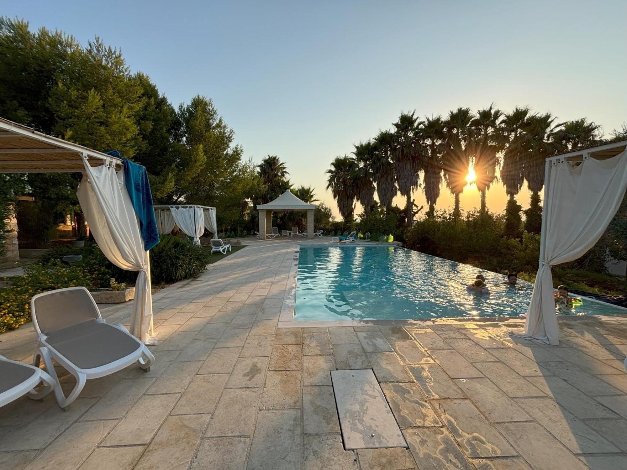 White Pool 5P Matino - Gallipoli Экстерьер фото